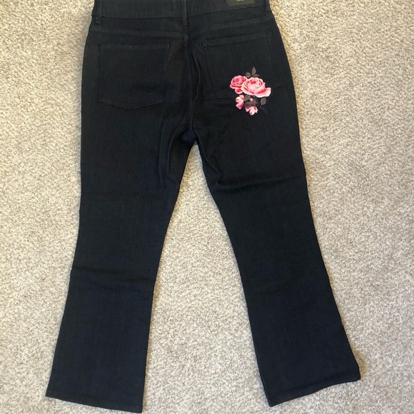 Kate Spade ‘Rambling Roses jeans’ - Picture 4 of 15